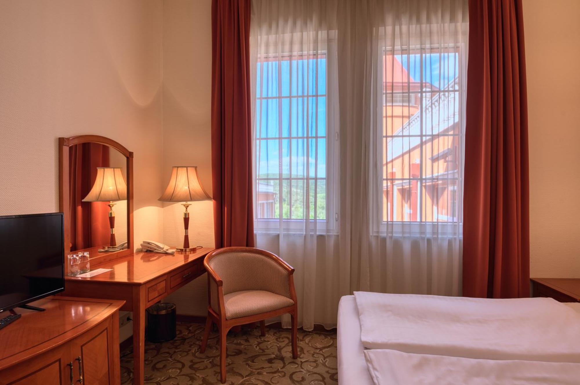 Hotel Bellevue Esztergom Eksteriør bilde