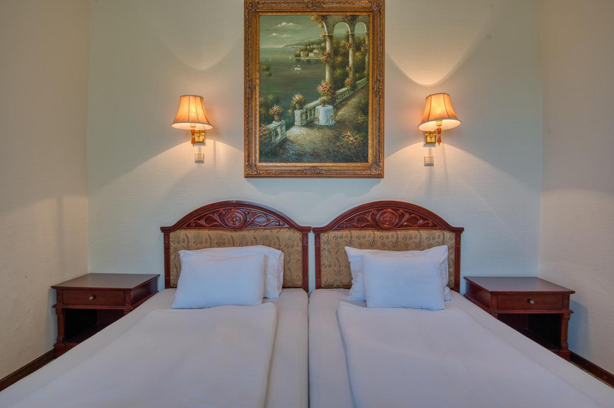 Hotel Bellevue Esztergom Eksteriør bilde