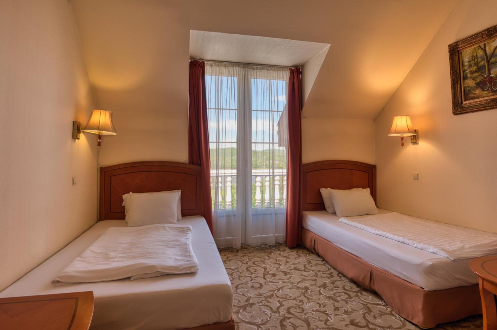 Hotel Bellevue Esztergom Eksteriør bilde